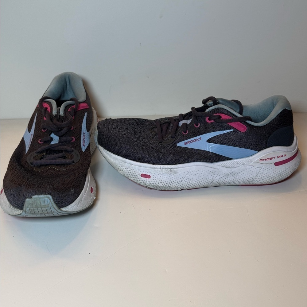 Brooks Women's Ghost Max Athletic Shoes - Black and Pink